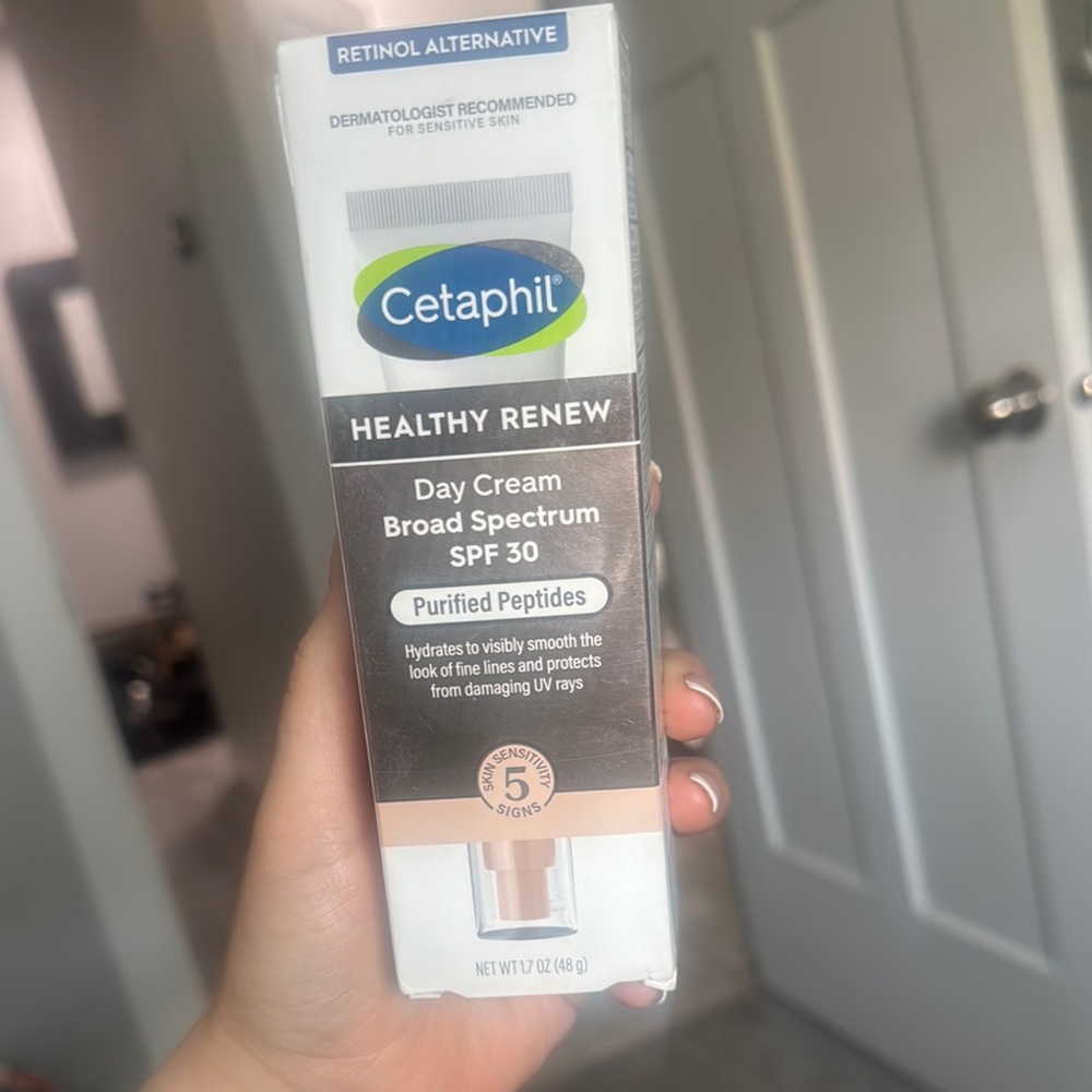 rave White Suncare Skincare with SPF Protection